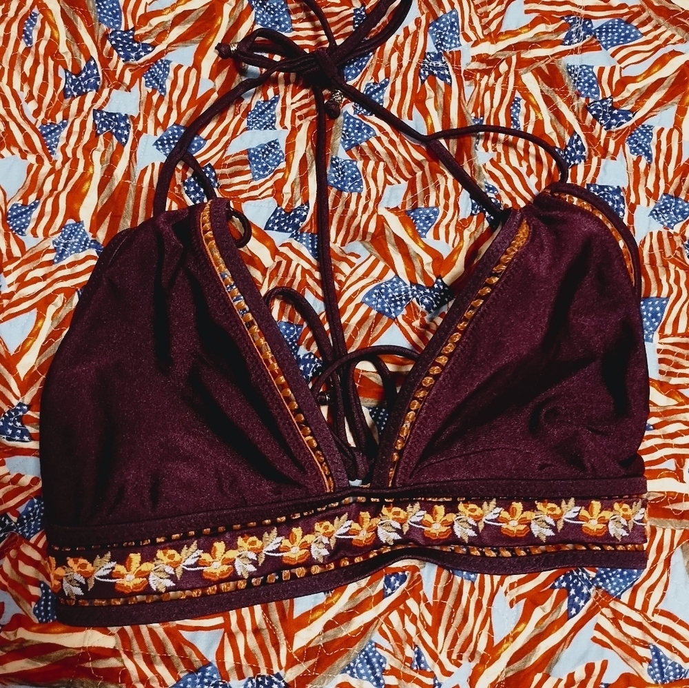 BECCA By Rebecca Virtue Embroidered Halter Bikini Top        (#B-3)